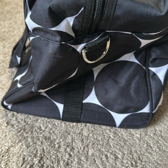 Thirty-One Duffle Bag  Carry On Weekender Bag Black & White Circles - Picture 5 of 7